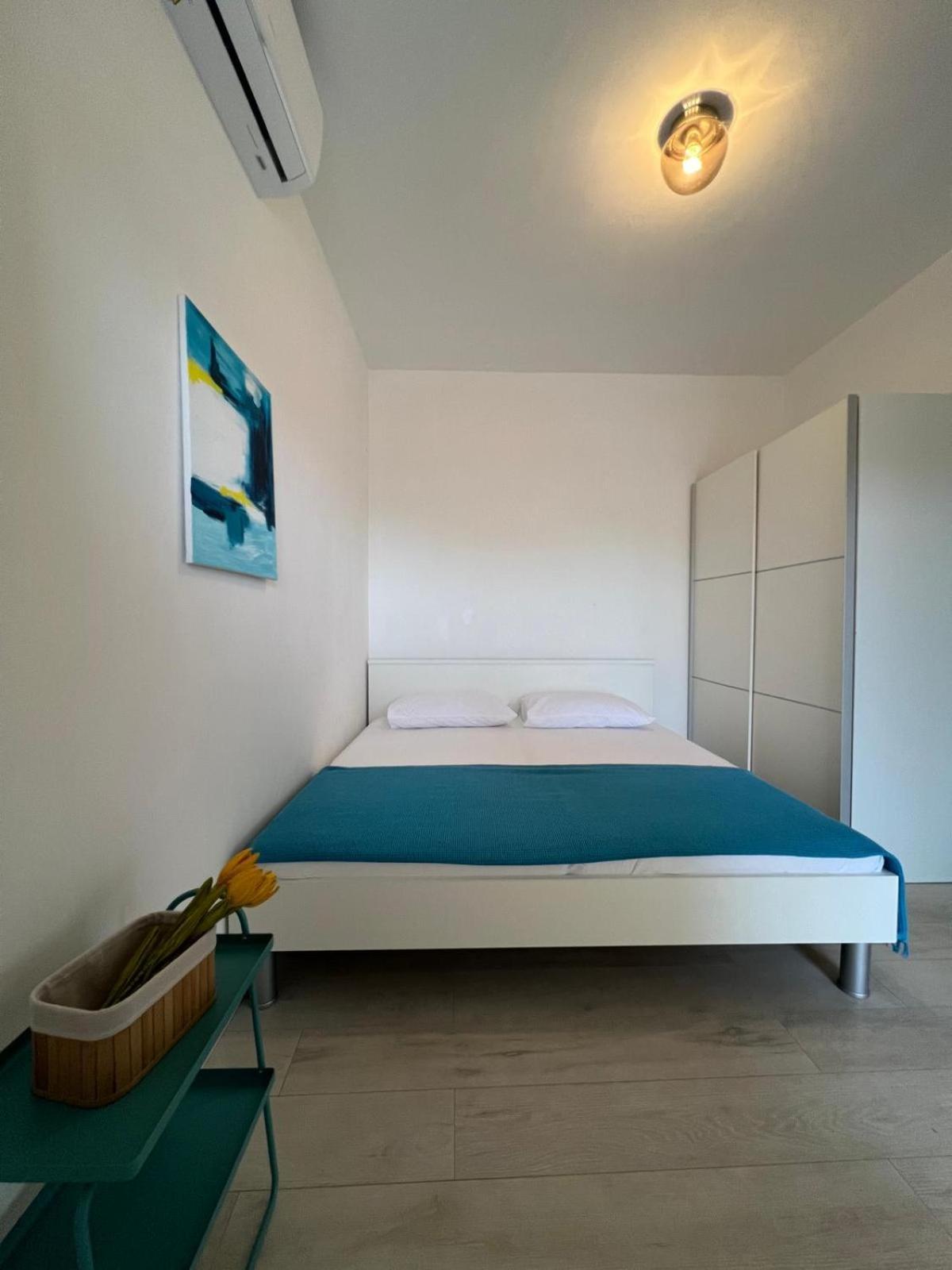 Apartments Sunset Dolac Primosten Ruang foto