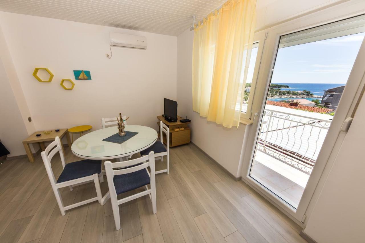 Apartments Sunset Dolac Primosten Bagian luar foto